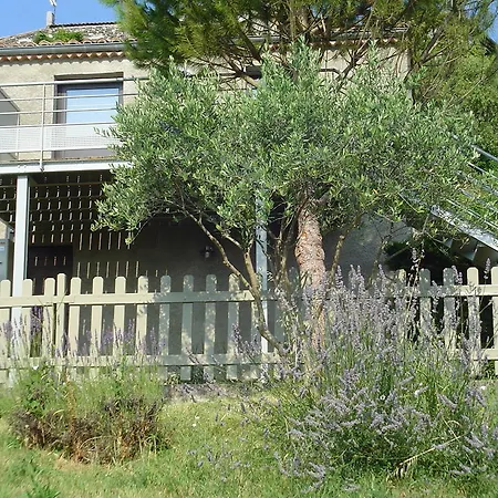 Bed & Breakfast La Cabane De Pepe Emilien *