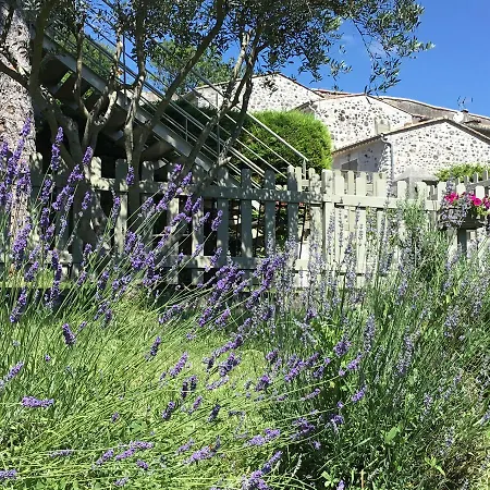 Bed & Breakfast La Cabane De Pepe Emilien *